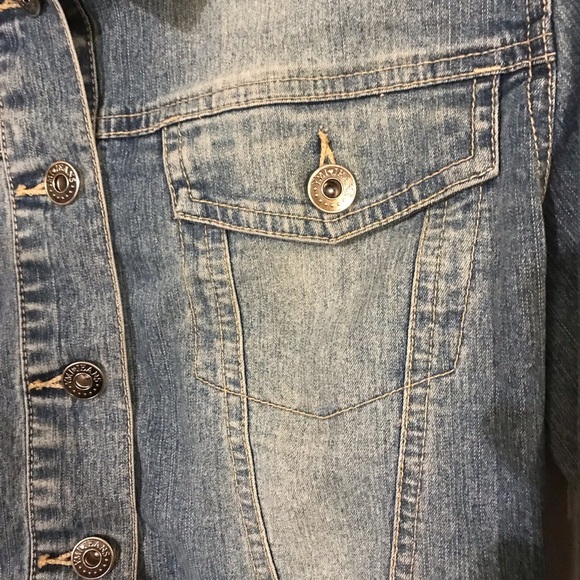 YMI Short Denim Jean Jacket with Cross Size Medium - Picture 5 of 6